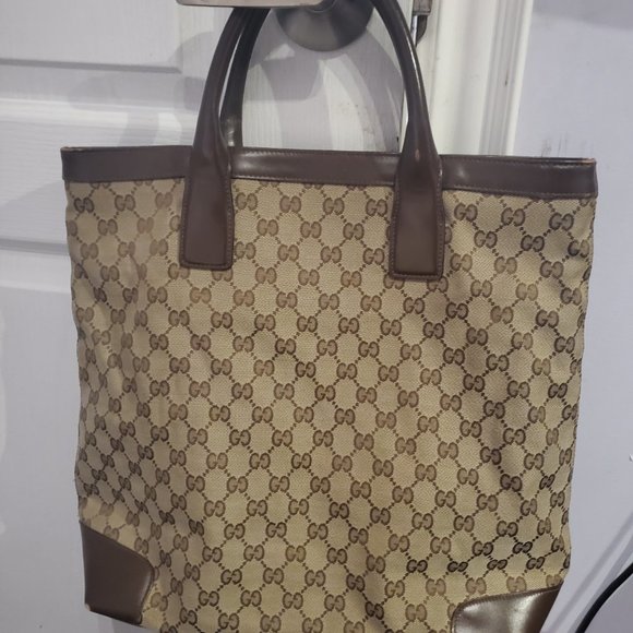 Authentic *Rare* large GUCCI purse - Picture 6 of 7